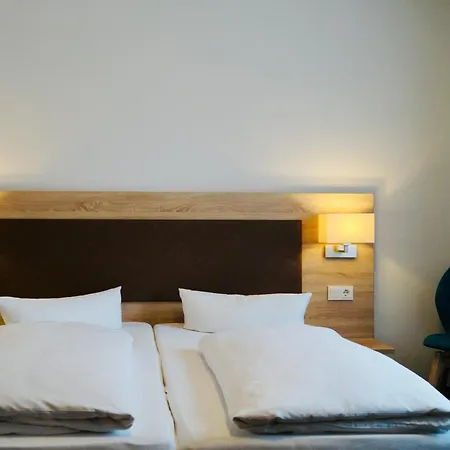 Hotel & Restaurant Pelikan *